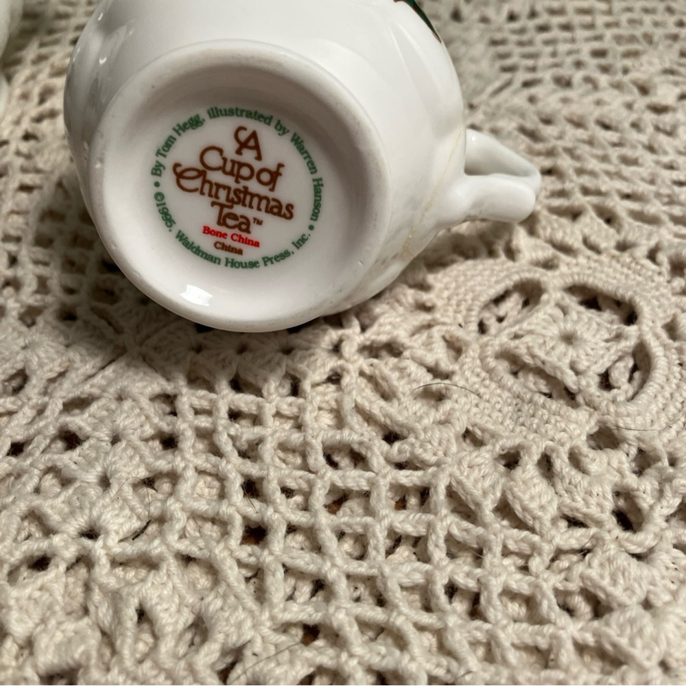 A Cup Of Christmas Cream & Sugar Set Waldman House Tom Hegg Hanson Bone China - Picture 5 of 11